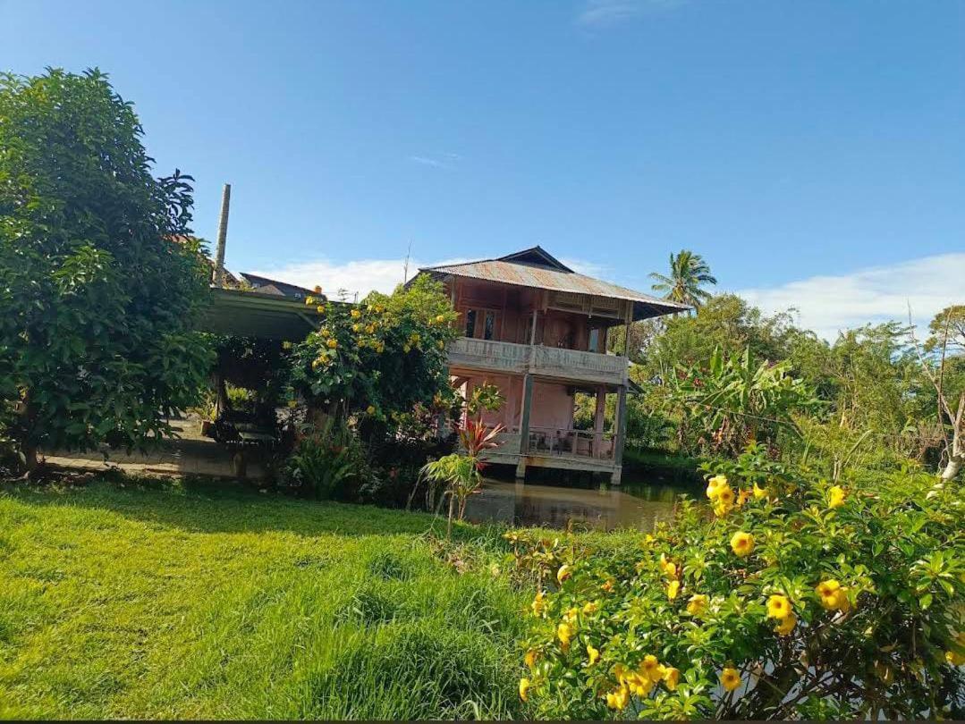 Talaga Tomohon Home Stay And Fishing Pond Exterior foto